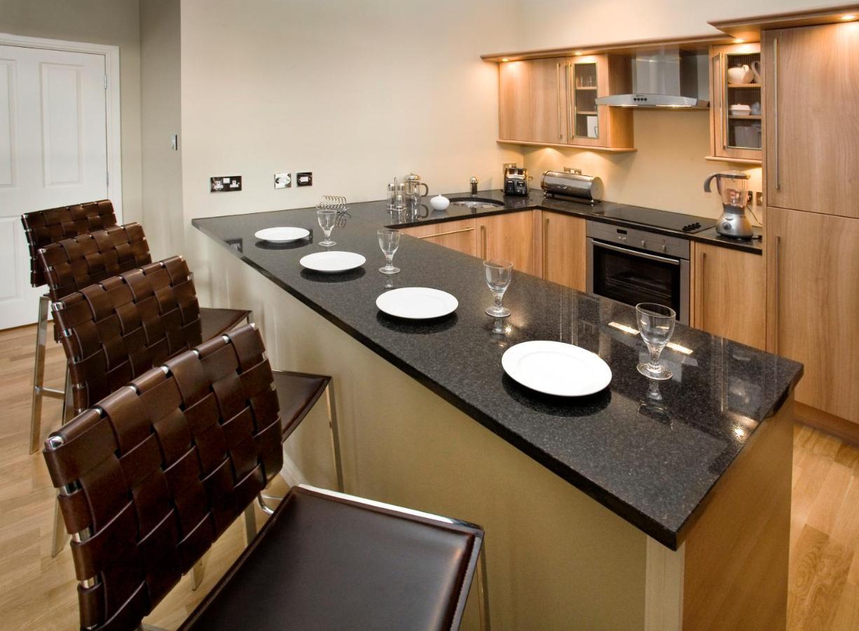 Old Town Suites - Royal Mile Edimburgo Esterno foto